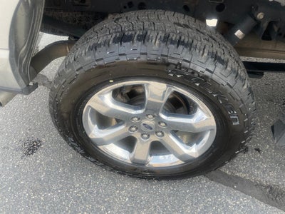 2022 Ford F-150 LARIAT 4WD SuperCrew 5.5' Box