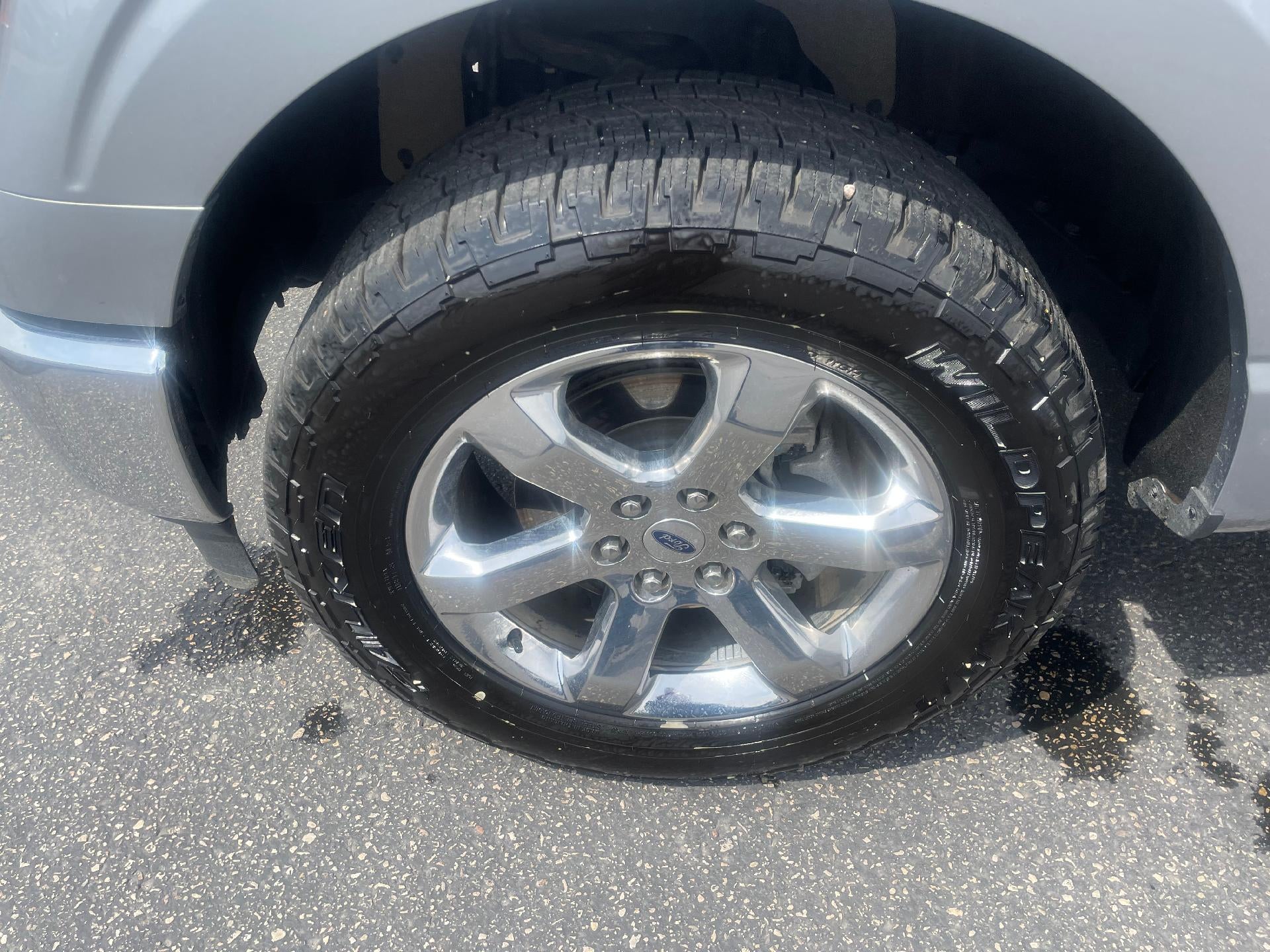 2022 Ford F-150 LARIAT 4WD SuperCrew 5.5' Box