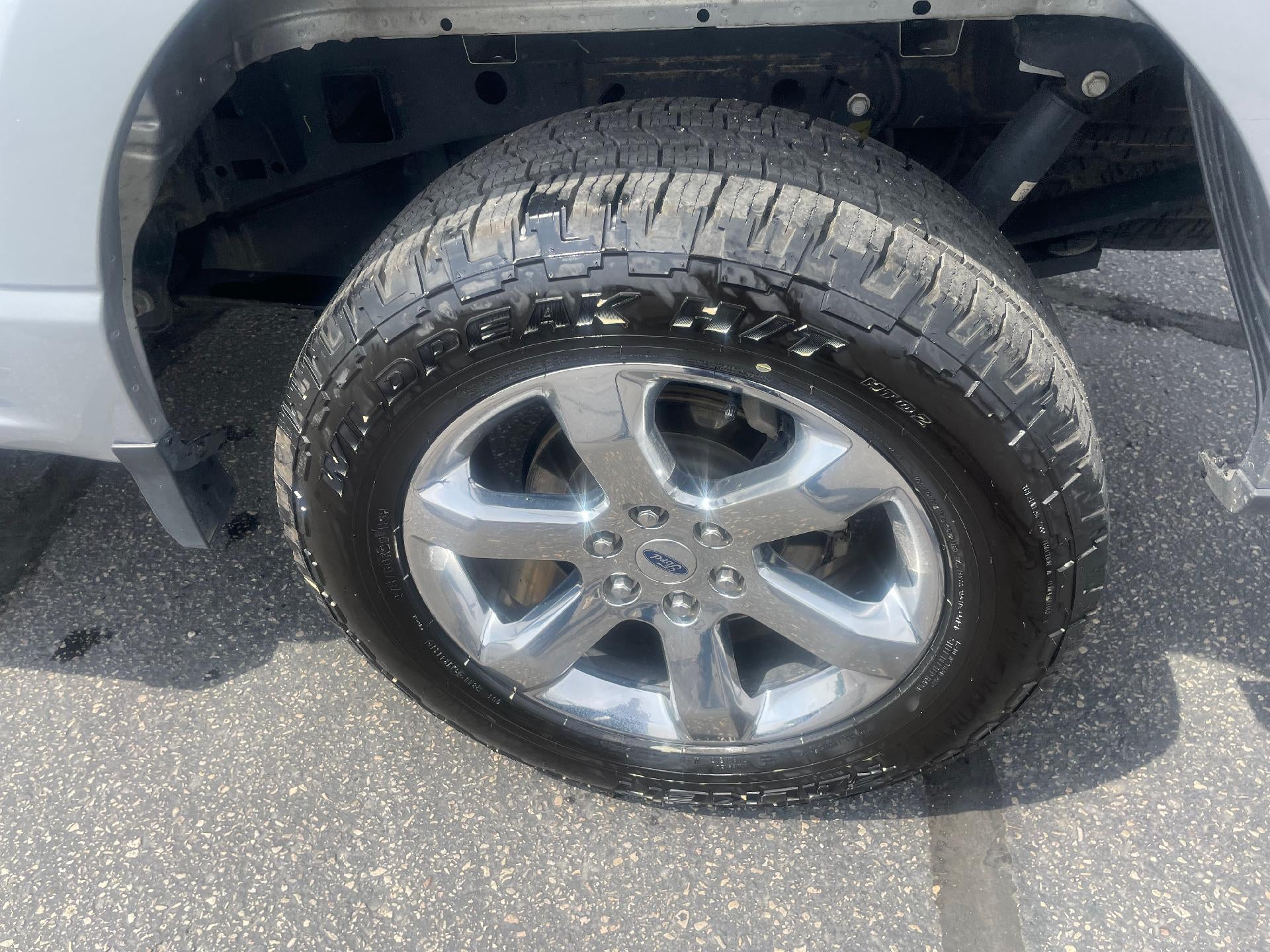 2022 Ford F-150 LARIAT 4WD SuperCrew 5.5' Box