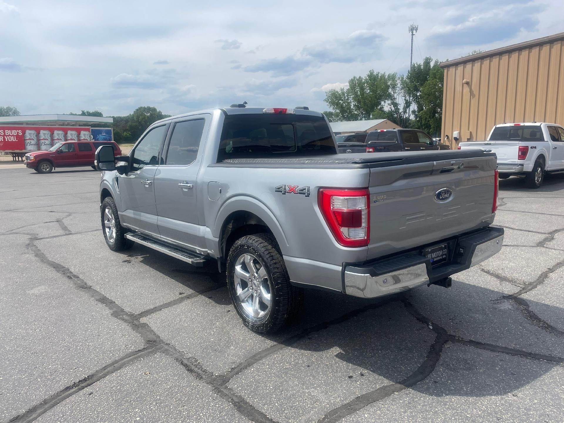 2022 Ford F-150 LARIAT 4WD SuperCrew 5.5' Box