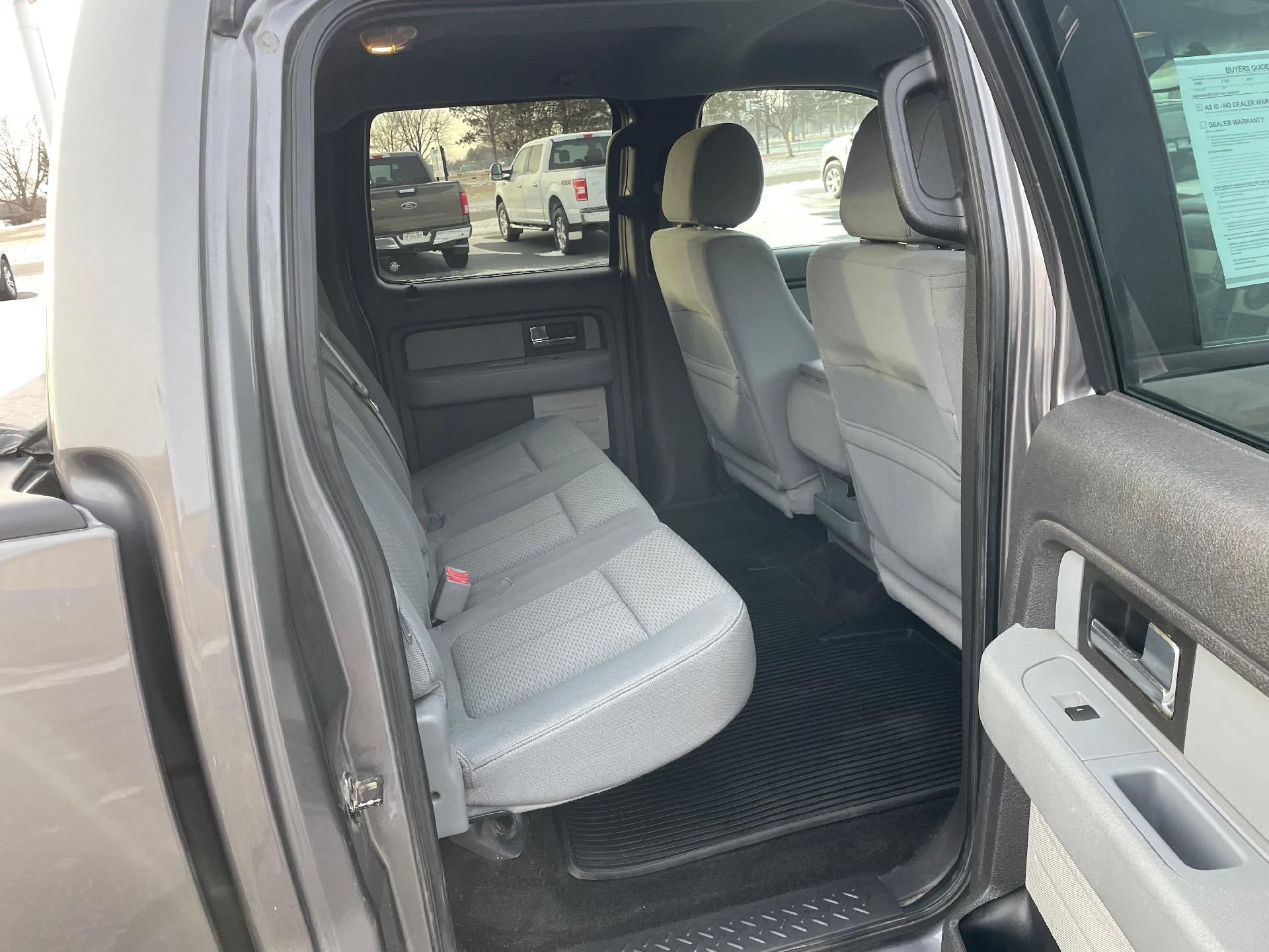 2013 Ford F-150 4WD SuperCrew 5-1/2 Ft Box XLT