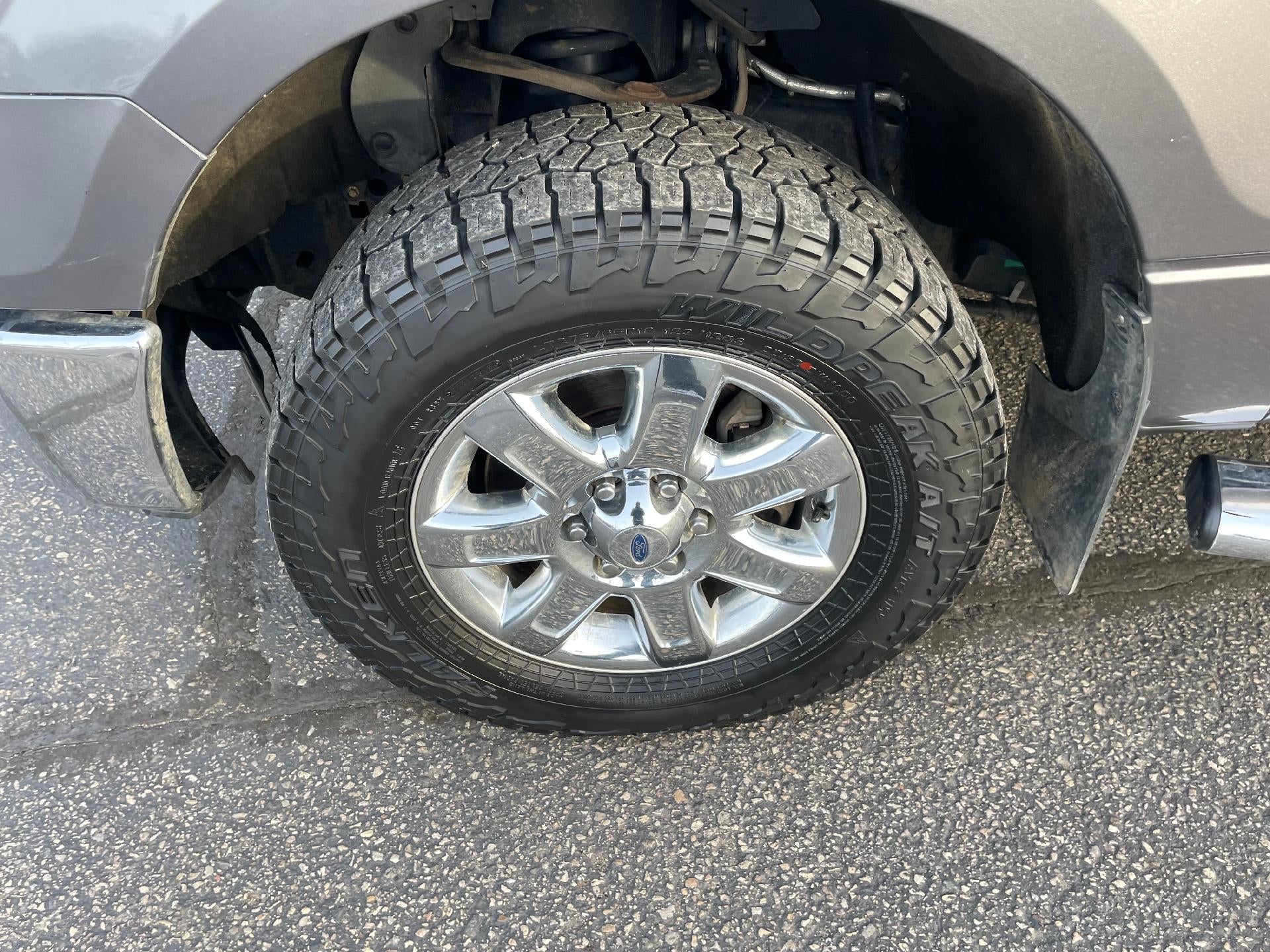 2013 Ford F-150 4WD SuperCrew 5-1/2 Ft Box XLT