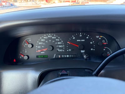 2004 Ford Super Duty F-350 SRW XLT