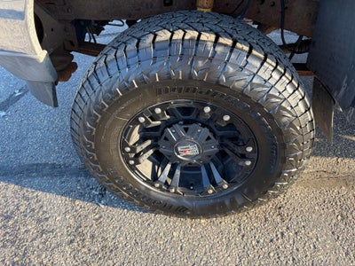 2004 Ford Super Duty F-350 SRW XLT