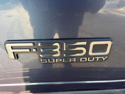 2004 Ford Super Duty F-350 SRW XLT