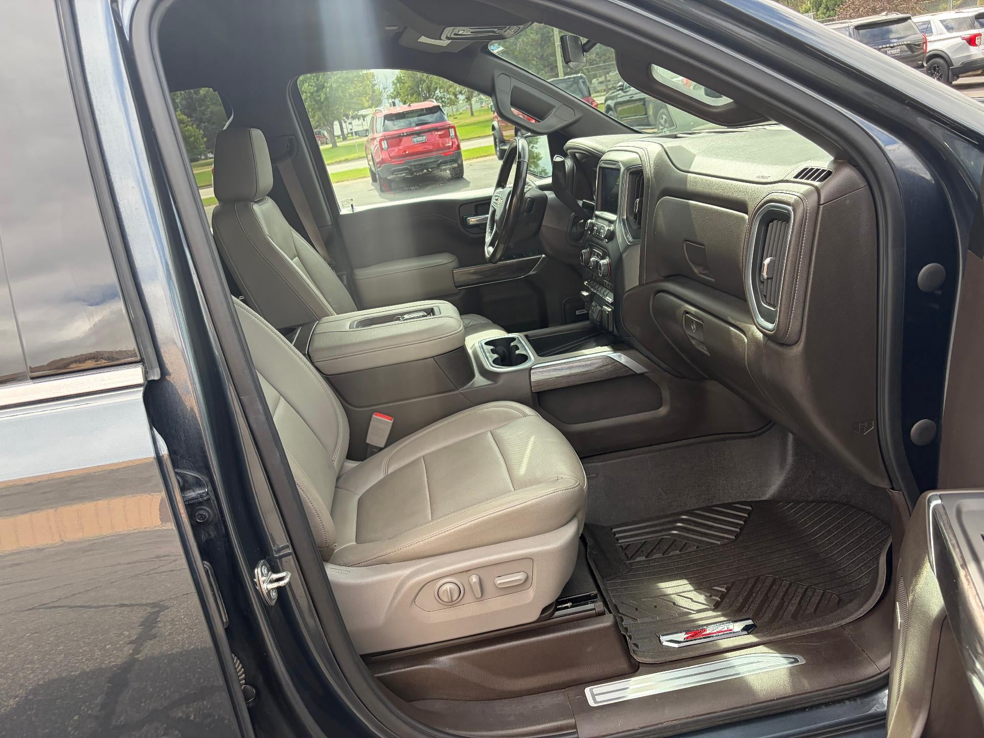 2020 Chevrolet Silverado 1500 Crew Cab Short Box 4-Wheel Drive LTZ