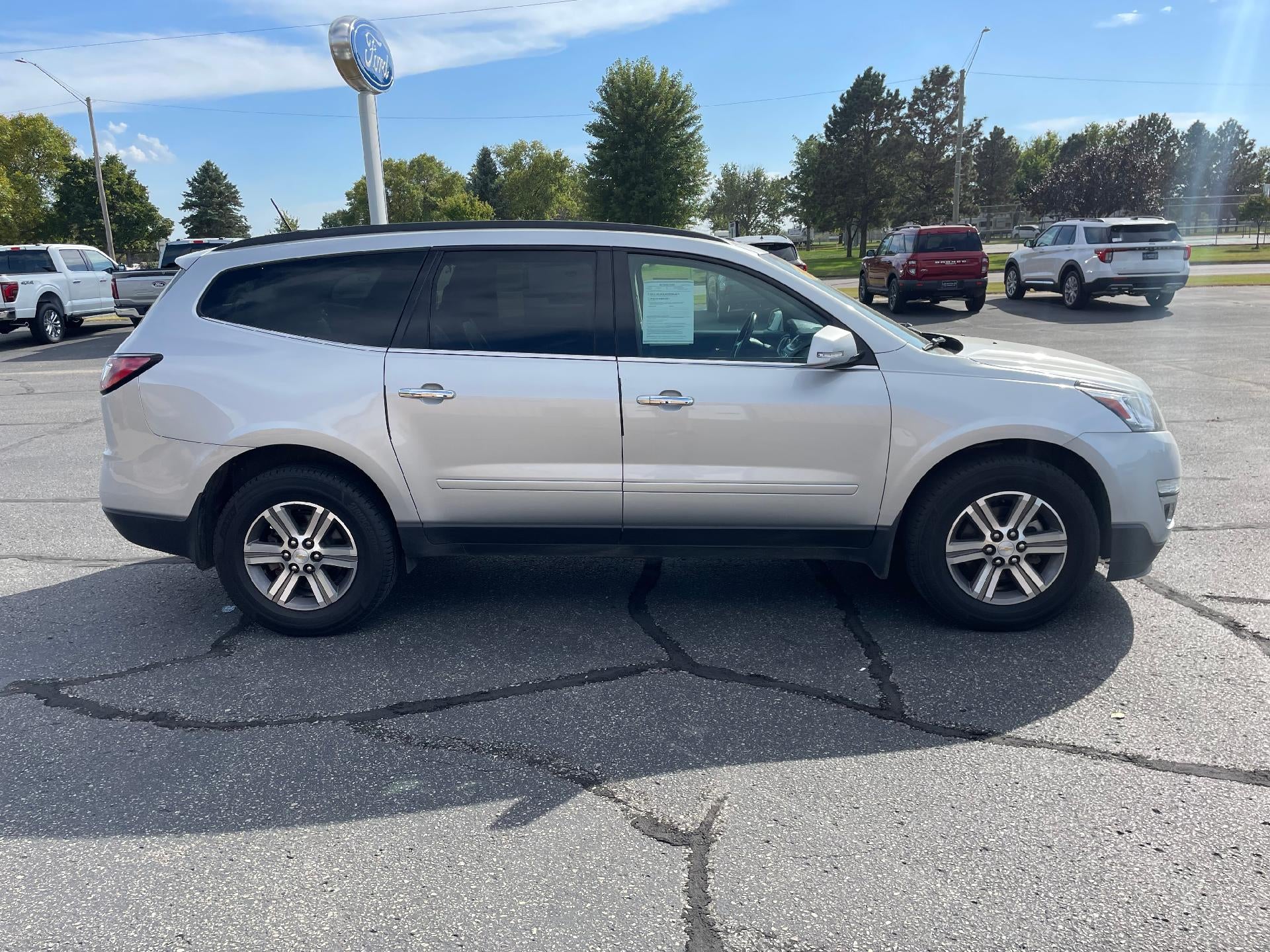 2016 Chevrolet Traverse AWD 2LT
