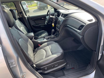 2016 Chevrolet Traverse AWD 2LT