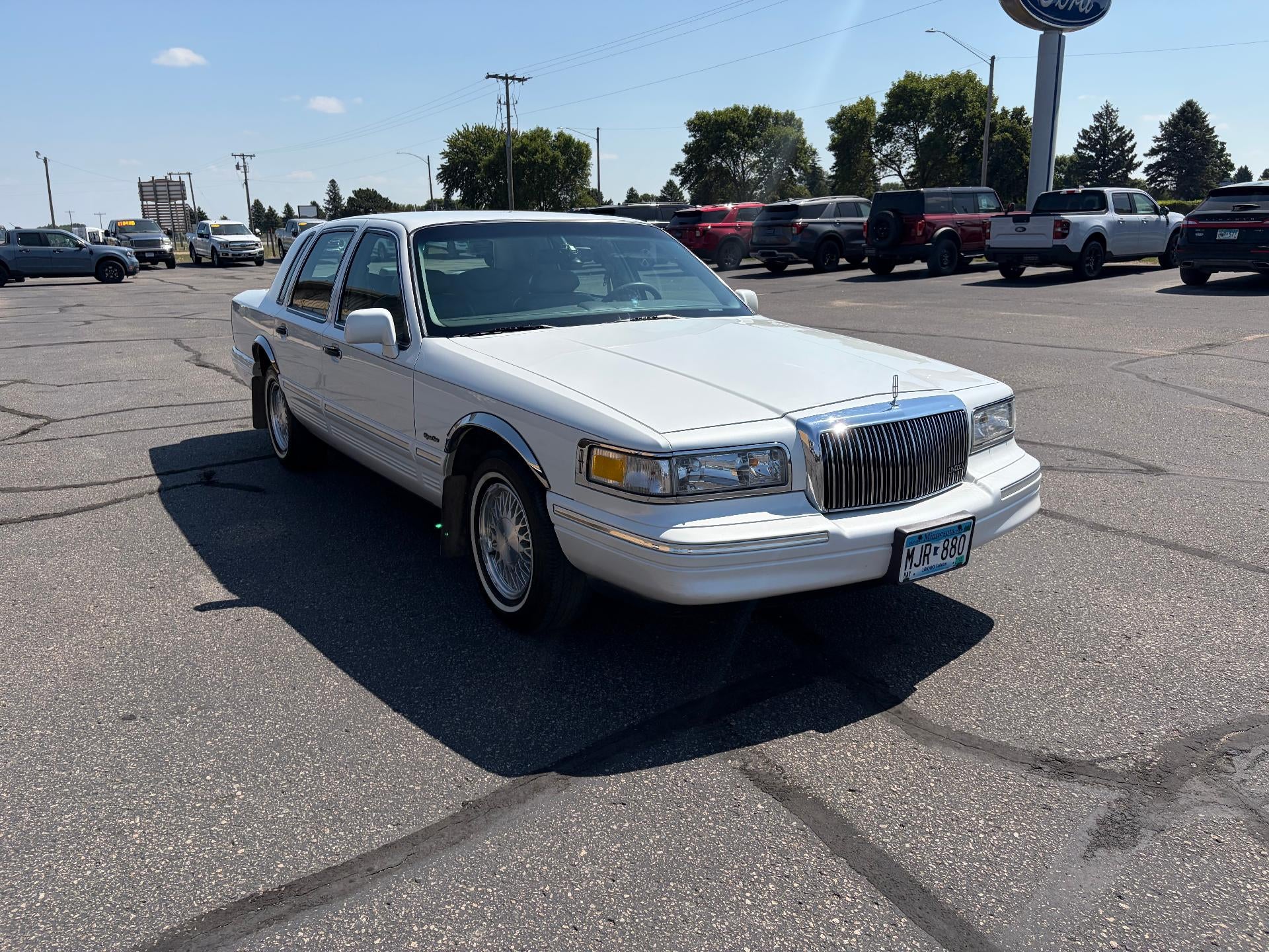 1997 Lincoln Town Car Signature