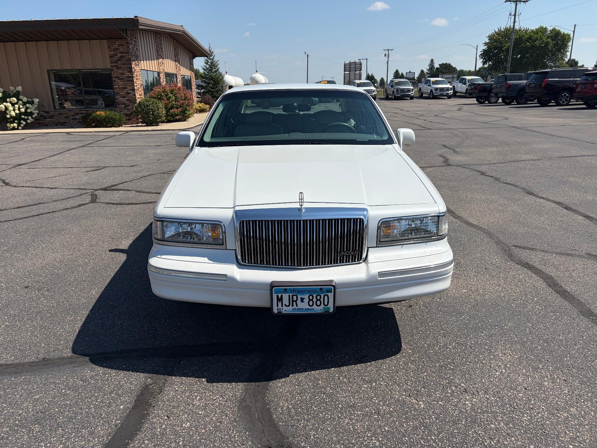 1997 Lincoln Town Car Signature