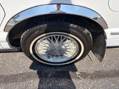 1997 Lincoln Town Car Signature