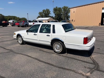 1997 Lincoln Town Car Signature