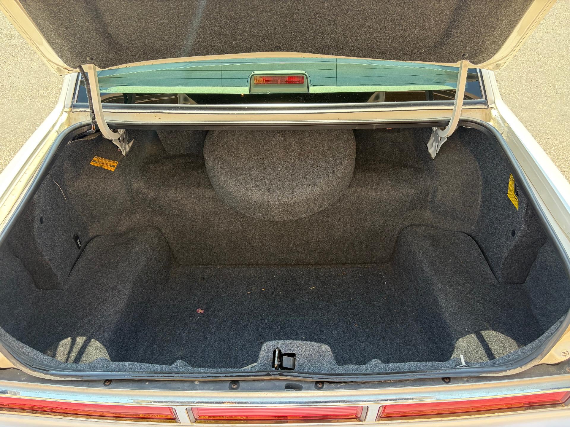 1997 Lincoln Town Car Signature
