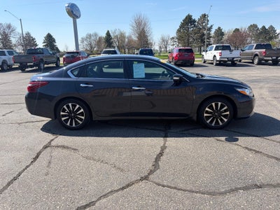 2018 Nissan Altima 2.5 SV Sedan