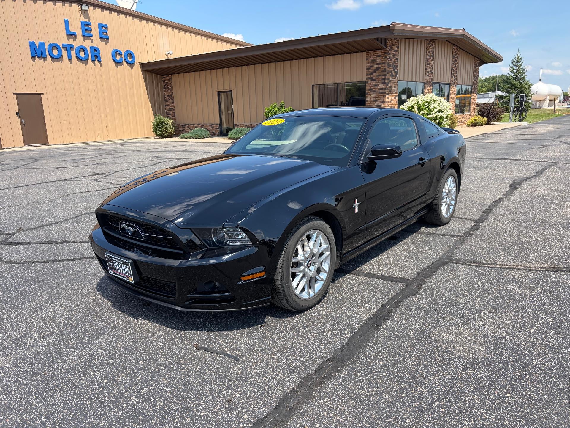 2014 Ford Mustang 2dr Cpe V6 Premium