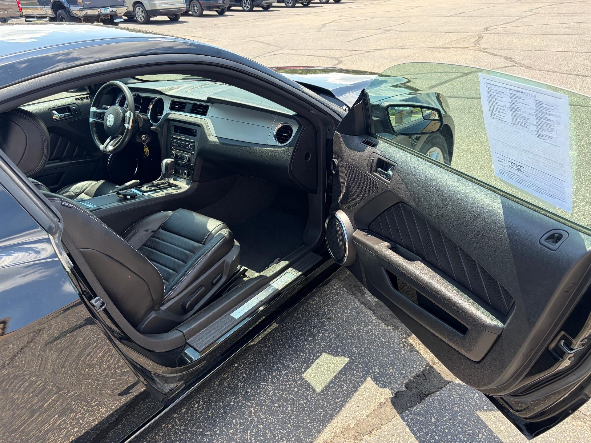 2014 Ford Mustang 2dr Cpe V6 Premium