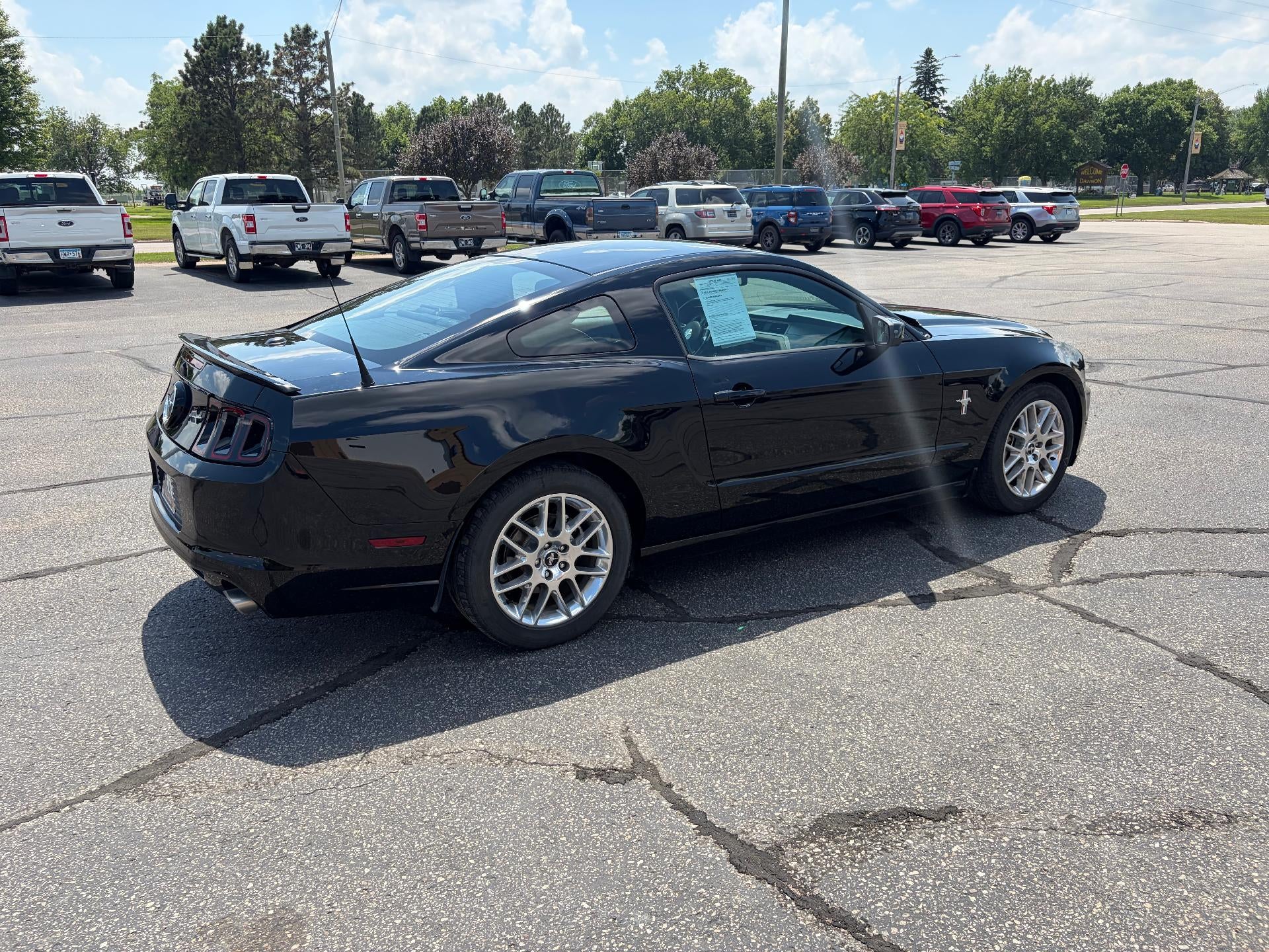 2014 Ford Mustang 2dr Cpe V6 Premium