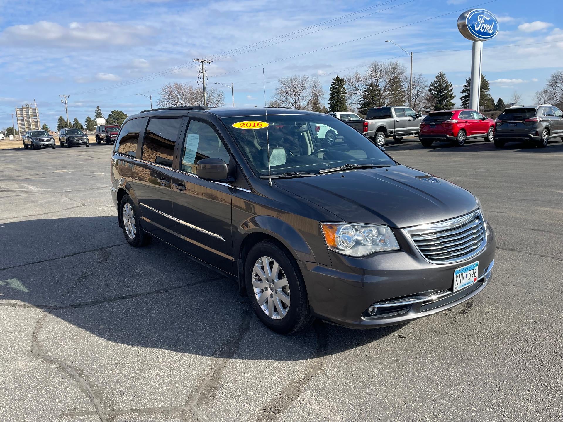 2016 Chrysler Town & Country 4dr Wgn Touring