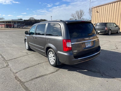 2016 Chrysler Town & Country 4dr Wgn Touring