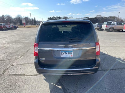 2016 Chrysler Town & Country 4dr Wgn Touring