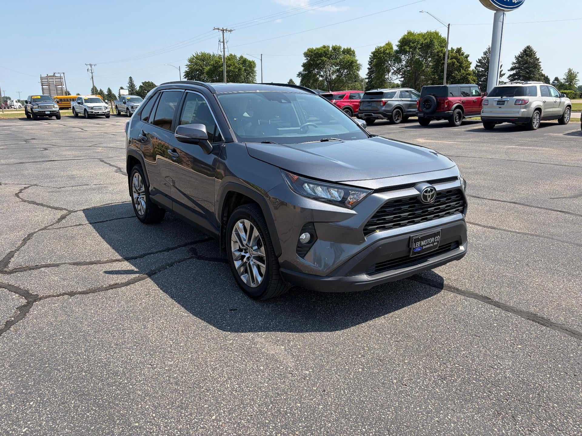 2020 Toyota RAV4 XLE Premium AWD (Natl)