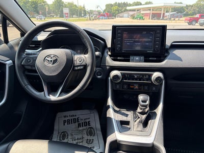 2020 Toyota RAV4 XLE Premium AWD (Natl)