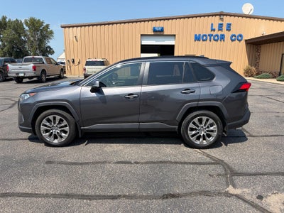 2020 Toyota RAV4 XLE Premium AWD (Natl)