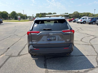 2020 Toyota RAV4 XLE Premium AWD (Natl)